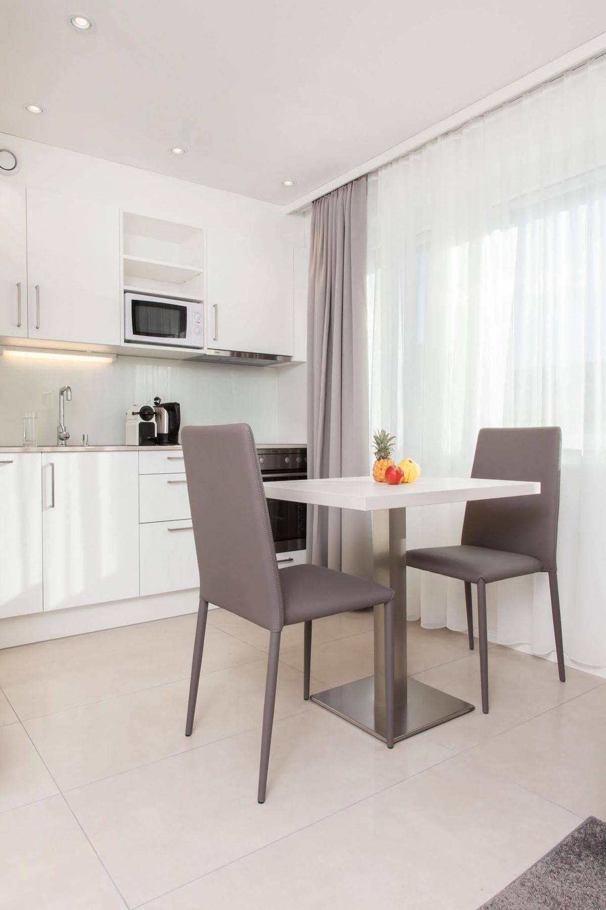 - Lindenstrasse Apart-hotel
